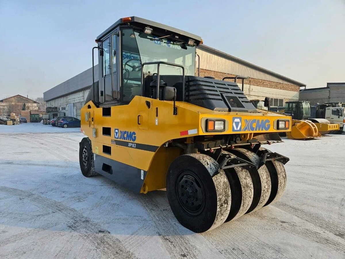 Дорожный каток XCMG XP163
